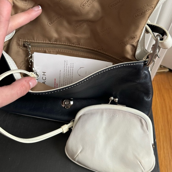 Coach Blue and White Leather Handbag with Coinpurse - Picture 10 of 16